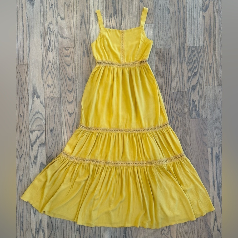 Black Swan Women’s Mustard Yellow Tiered Flowy Maxi with Lace Dress Size Small